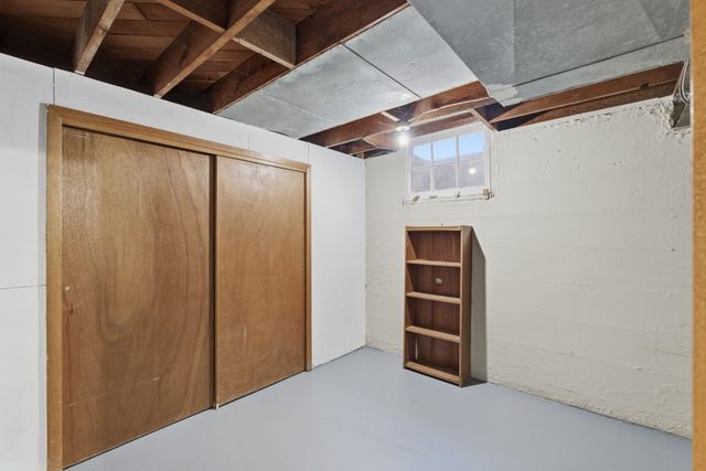 430 N Battin St, Wichita, KS 67208