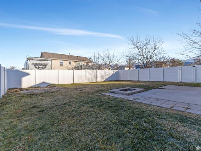 1406 W 2500 S, Woods Cross, UT 84087