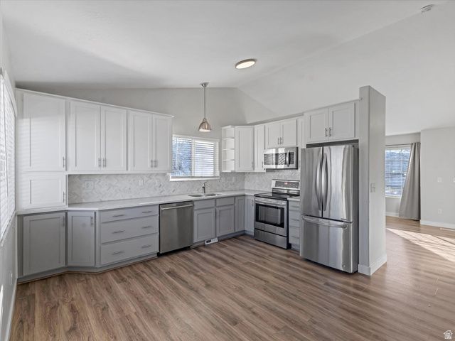 1406 W 2500 S, Woods Cross, UT 84087