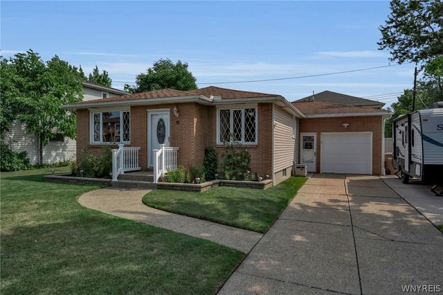 19 North Transit Hill Drive, Cheektowaga, NY 14043