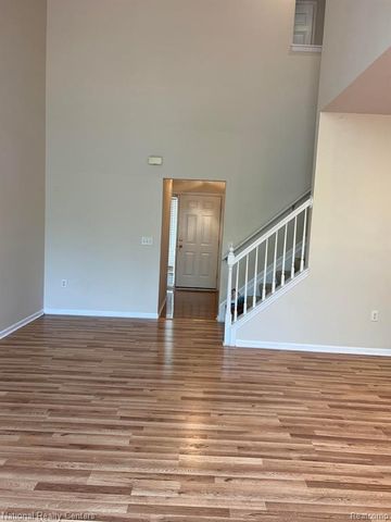 41876 Yeats Drive, Novi, MI 48377