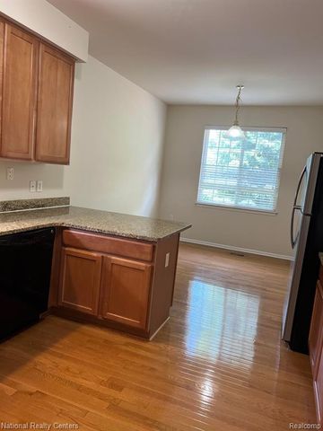 41876 Yeats Drive, Novi, MI 48377