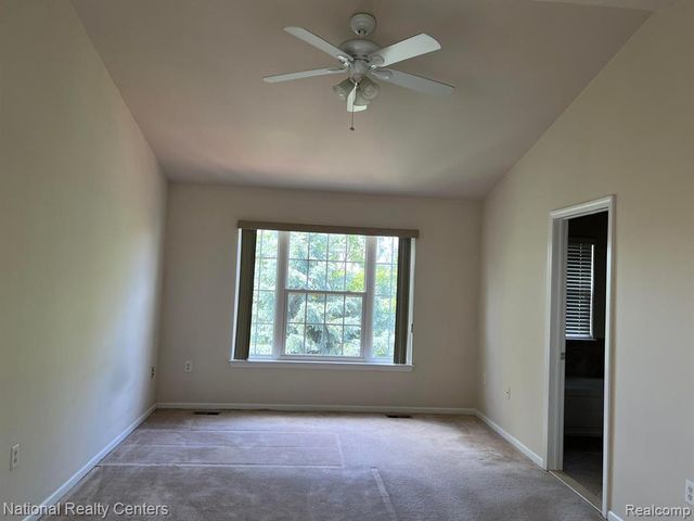 41876 Yeats Drive, Novi, MI 48377