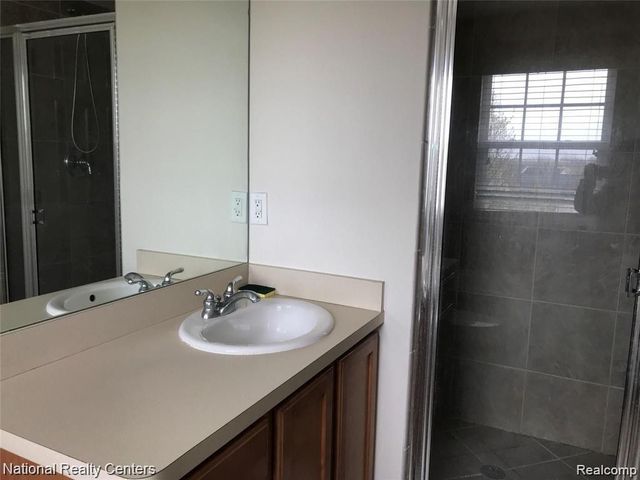 41876 Yeats Drive, Novi, MI 48377