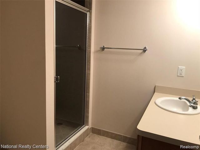 41876 Yeats Drive, Novi, MI 48377