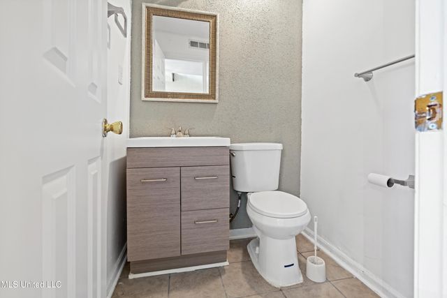 10668 Stark Acres Road, Olive Branch, MS 38654