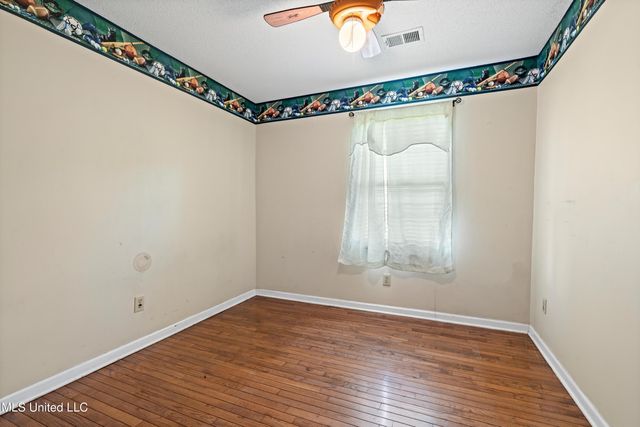 10668 Stark Acres Road, Olive Branch, MS 38654