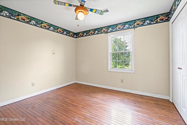 10668 Stark Acres Road, Olive Branch, MS 38654