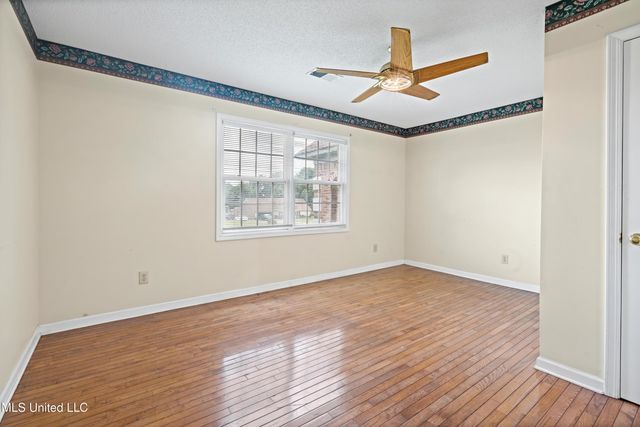 10668 Stark Acres Road, Olive Branch, MS 38654