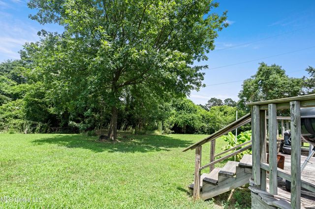 10668 Stark Acres Road, Olive Branch, MS 38654