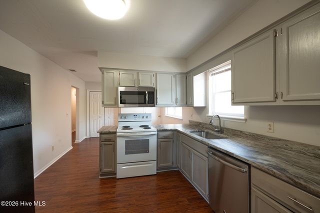 341 Lancaster Road, Wilmington, NC 28409