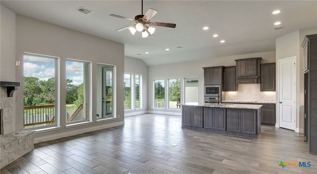633 Vale Court, New Braunfels, TX 78132