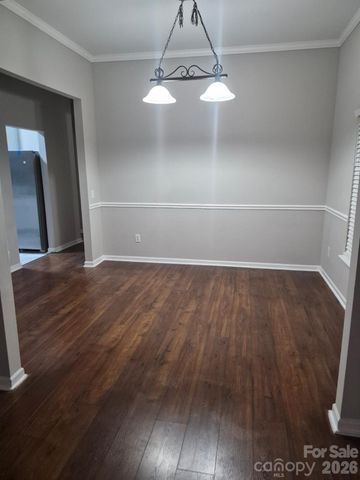 17300 Commons Crossing Drive, Charlotte, NC 28277