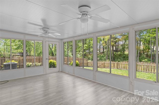 17300 Commons Crossing Drive, Charlotte, NC 28277