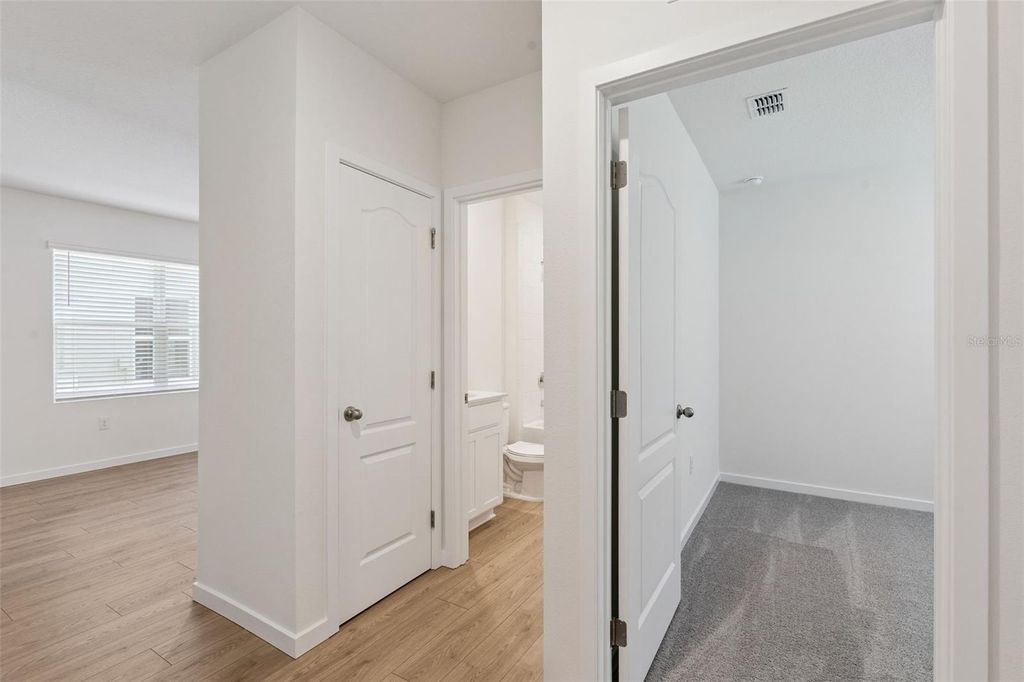 Image 26 of property listing at 1921 HOWARD MESA DRIVE, Kissimmee, FL 34744