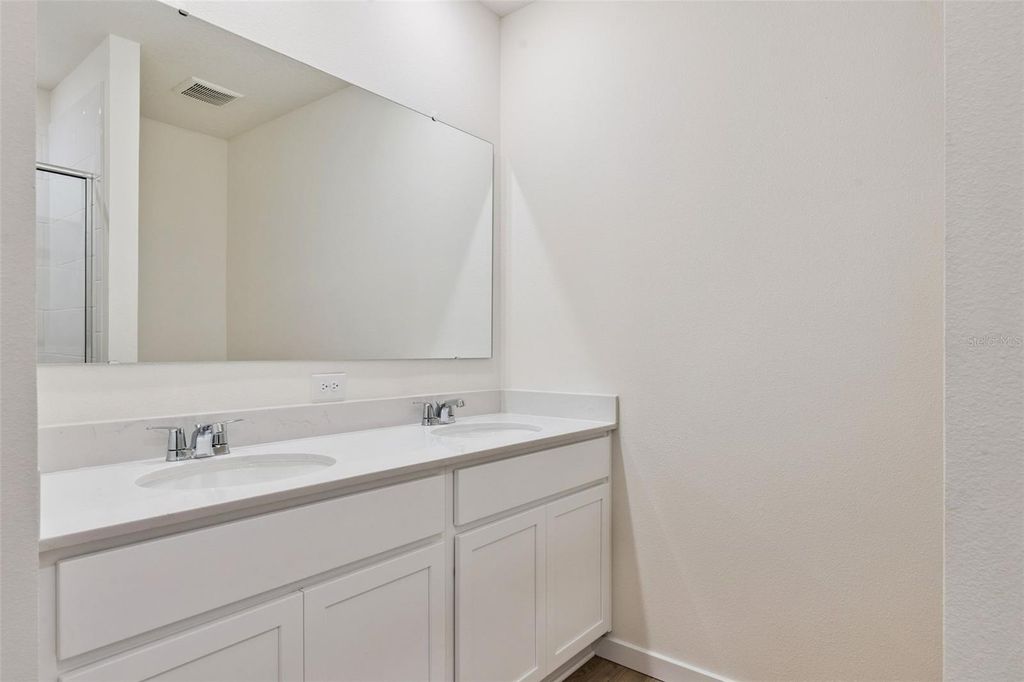 Image 28 of property listing at 1921 HOWARD MESA DRIVE, Kissimmee, FL 34744