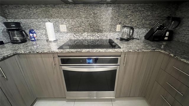5350 NW 84th Avenue 1605, Doral, FL 33166