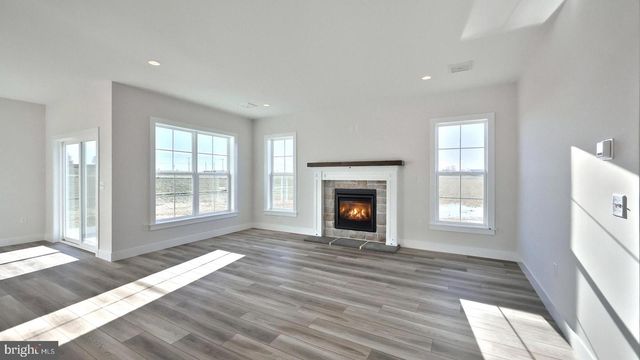 35 CANTERBURY LN, Annville, PA 17003