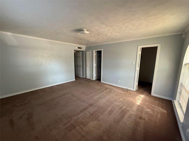 3225 Collins Boulevard, Garland, TX 75044