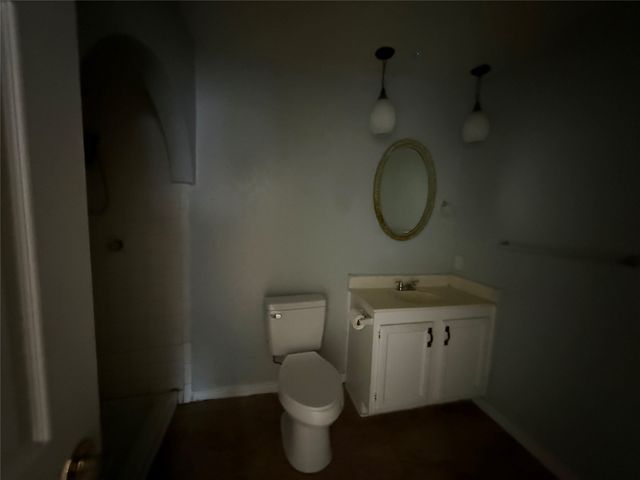 3225 Collins Boulevard, Garland, TX 75044