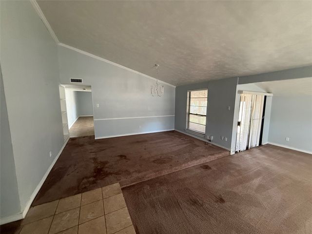 3225 Collins Boulevard, Garland, TX 75044