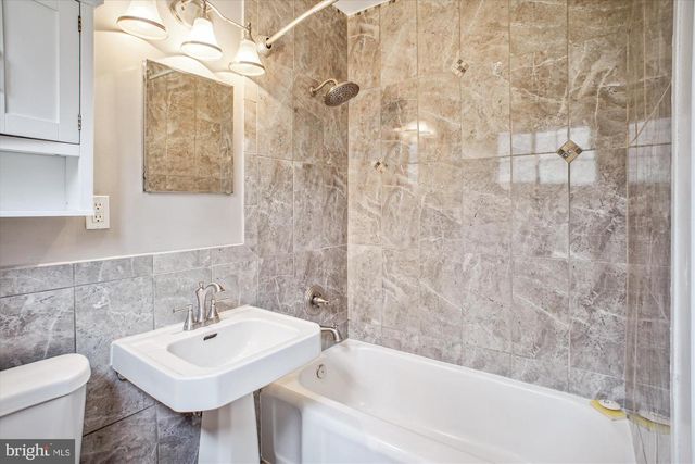 3518 VALLEY DR, Alexandria, VA 22302