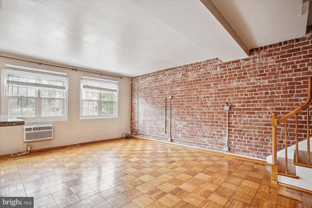 3518 VALLEY DR, Alexandria, VA 22302