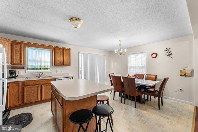 22 ROBINSON CIR, Seaford, DE 19973