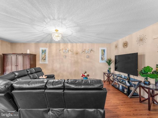 22 ROBINSON CIR, Seaford, DE 19973