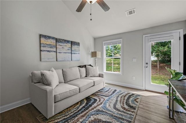238 Dove Place, Social Circle, GA 30025