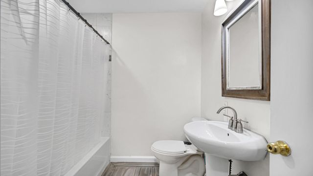 444 N Ohio Street, Hobart, IN 46342