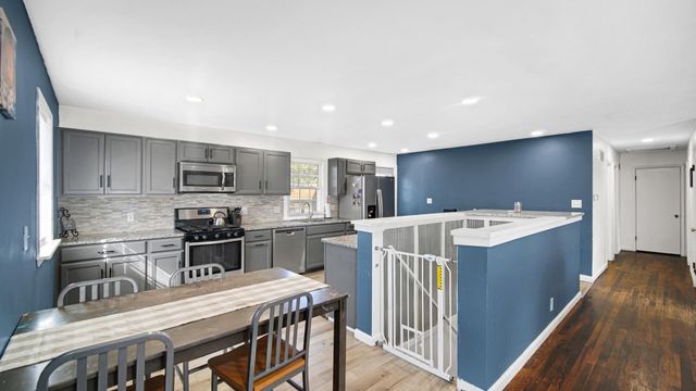 444 N Ohio Street, Hobart, IN 46342