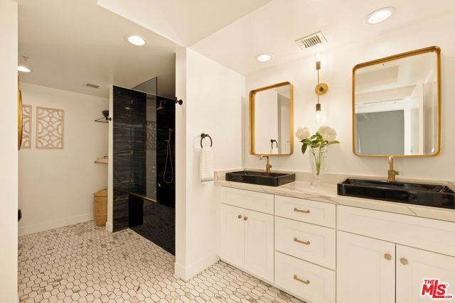 13700 Marina Pointe Drive 314, Marina Del Rey, CA 90292