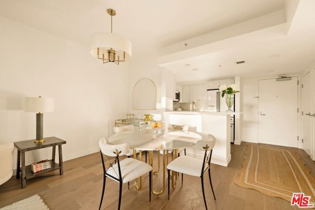 13700 Marina Pointe Drive 314, Marina Del Rey, CA 90292