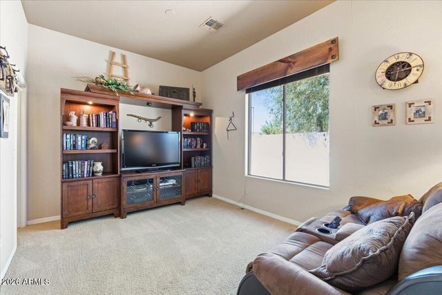 4615 W POWELL Drive, New River, AZ 85087