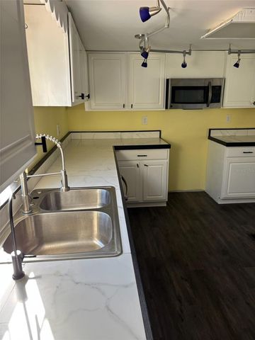 206 COUNTRY WORLD DRIVE E, Davenport, FL 33897