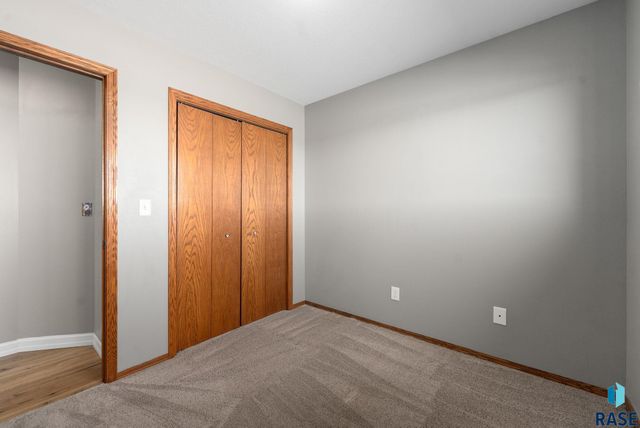 8016 W Browning St Street, Sioux Falls, SD 57106