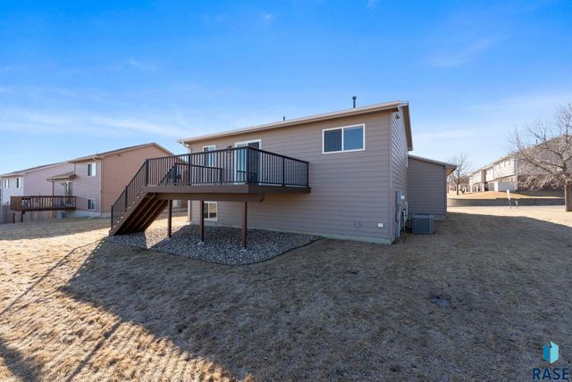 8016 W Browning St Street, Sioux Falls, SD 57106