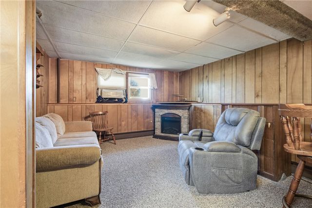 45 Palmer Avenue, Cranston, RI 02920