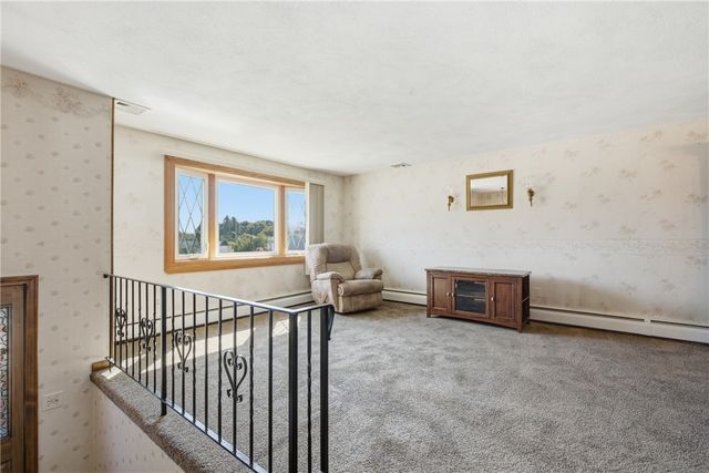 45 Palmer Avenue, Cranston, RI 02920