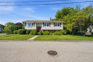 45 Palmer Avenue, Cranston, RI 02920