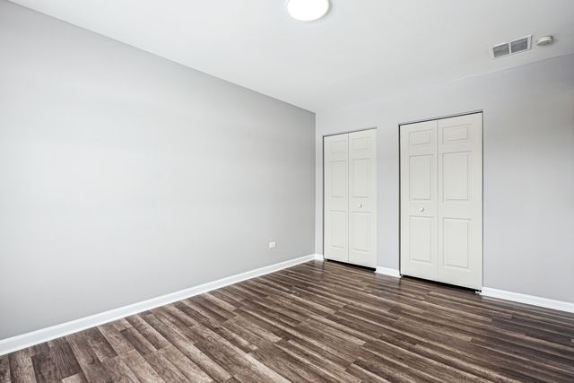 10406 Waterford Drive 2, Westchester, IL 60154