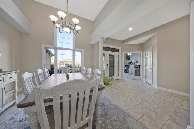 12444 S Brook Drive, Haubstadt, IN 47639