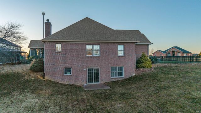 12444 S Brook Drive, Haubstadt, IN 47639