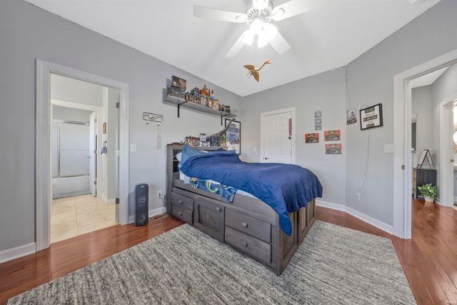 12444 S Brook Drive, Haubstadt, IN 47639