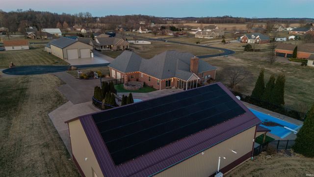 12444 S Brook Drive, Haubstadt, IN 47639