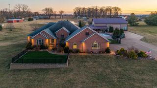 12444 S Brook Drive, Haubstadt, IN 47639
