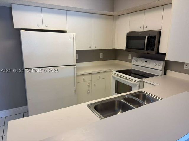 5550 NW 61st St 508, Coconut Creek, FL 33073