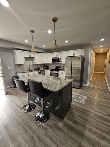 2138 Donald Lee Hollowell NW Parkway, Atlanta, GA 30318