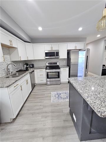 2138 Donald Lee Hollowell NW Parkway, Atlanta, GA 30318